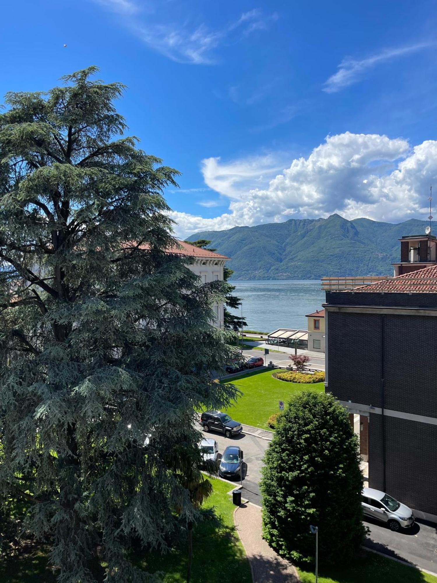 Honey House - Vista Lago E Montagne Luino Exterior photo