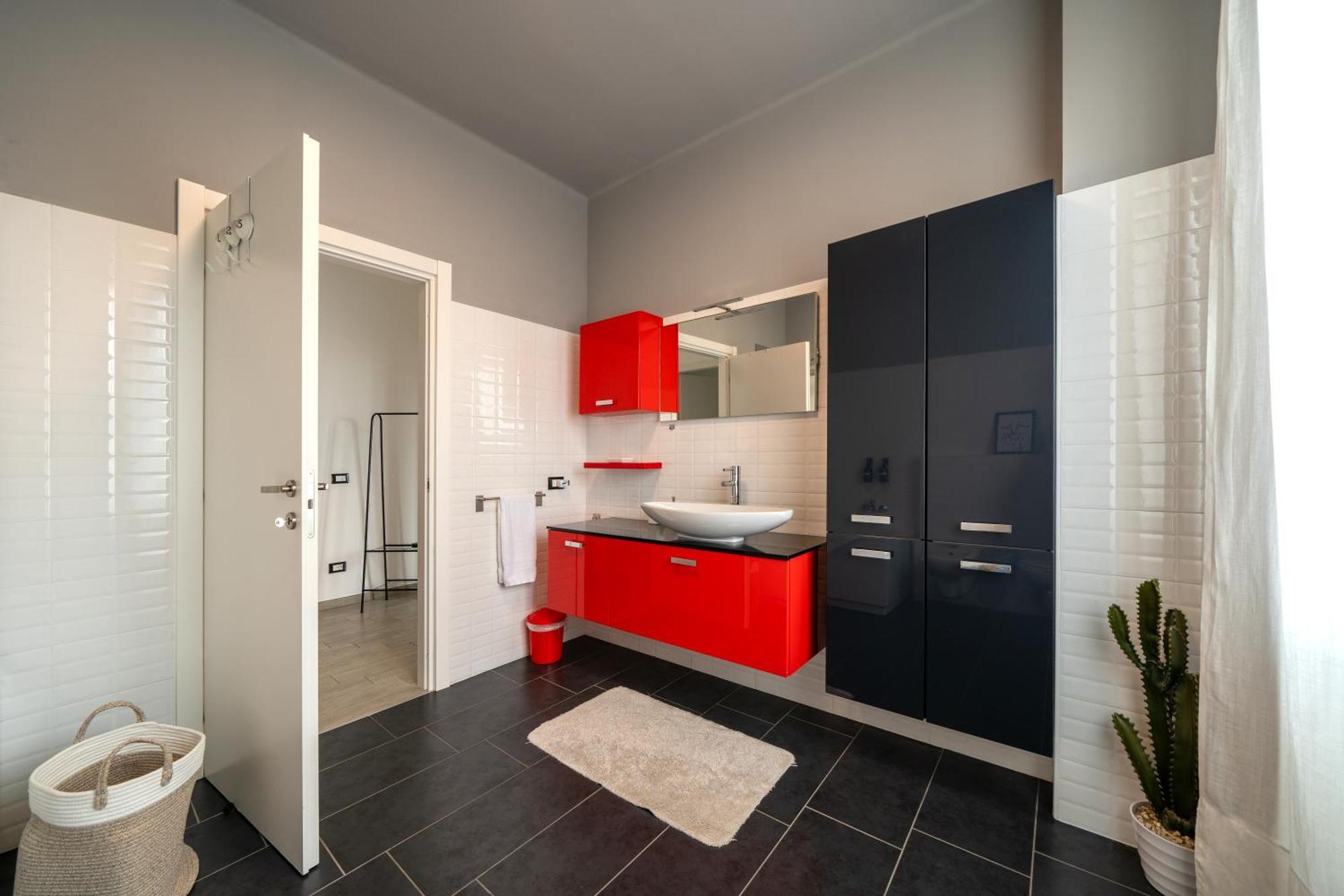Honey House - Vista Lago E Montagne Luino Exterior photo